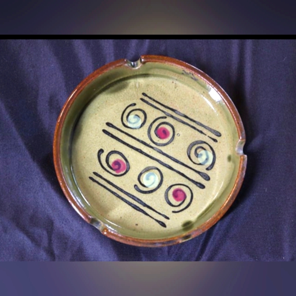 Vintage Nevco Round Green Stoneware Ashtray 3 Slot Abstract Pattern - Picture 3 of 8